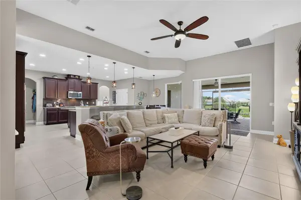 31948 GEOFF WAY, Sorrento, FL 32776