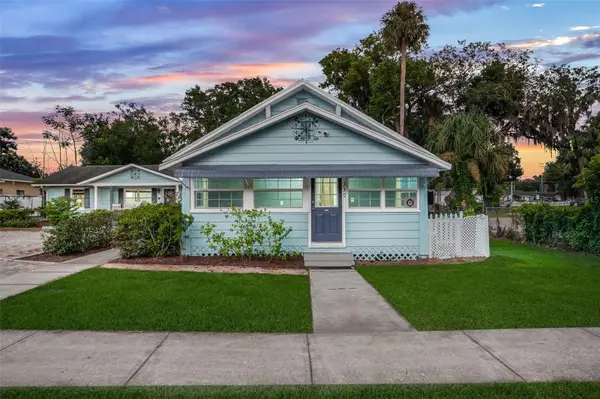 330 S HIGHLAND ST, Mount Dora, FL 32757,Video Tour