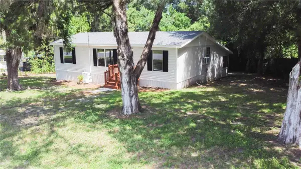 8017 E SKYLINE LN, Floral City, FL 34436