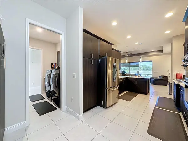 8665 E BRIDGEPORT BAY CIR, Mount Dora, FL 32757