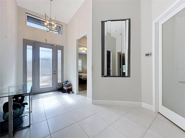 8665 BRIDGEPORT BAY CIR, Mount Dora, FL 32757