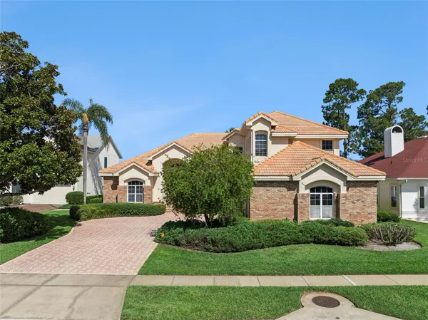 1901 EDGEWATER DR, Mount Dora, FL 32757
