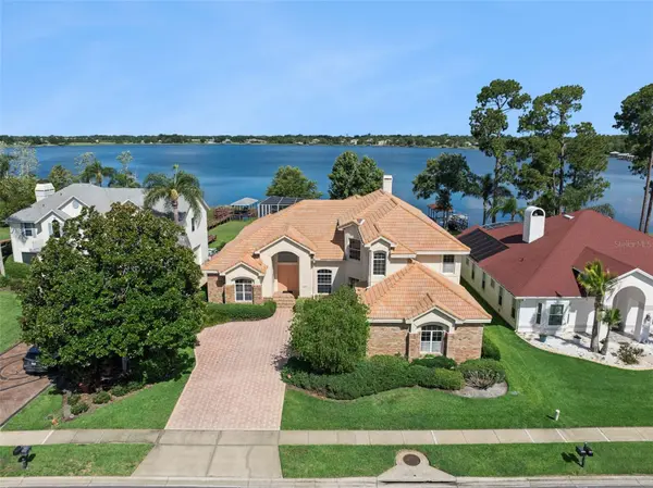 1901 EDGEWATER DR, Mount Dora, FL 32757