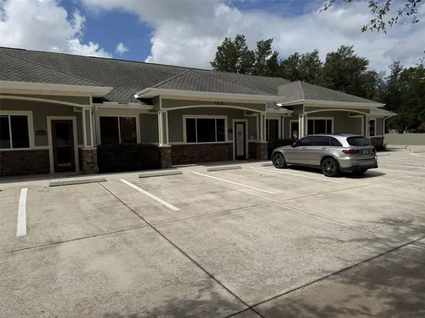 1213 W MILLER ST, Fruitland Park, FL 34731