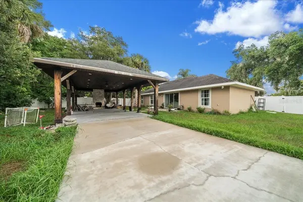 60 OWENS ST, Umatilla, FL 32784