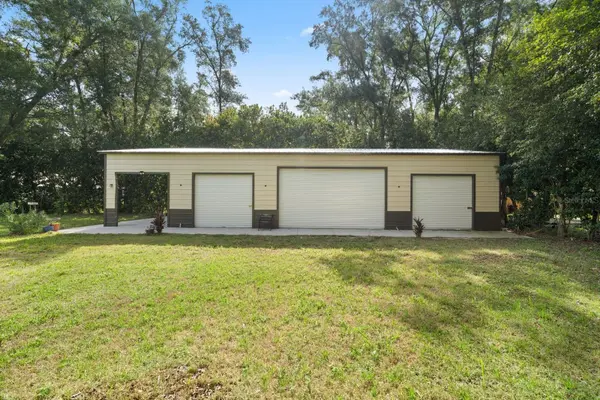 7651 LAKE ANDREA CIR, Mount Dora, FL 32757
