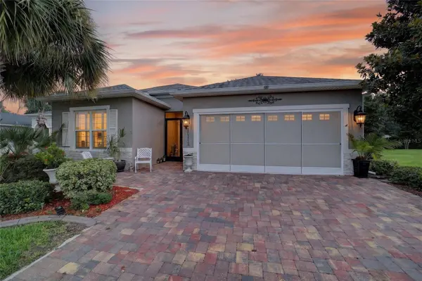 10212 JULIA ISLES AVE, Oxford, FL 34484