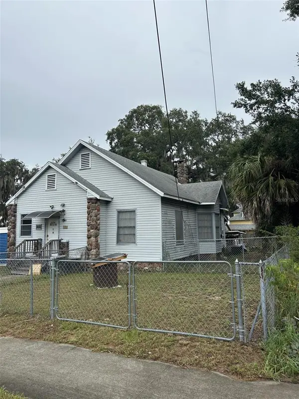 103 E WARD AVE, Eustis, FL 32726