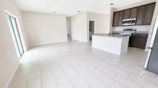 29994 ANAHID DR, Leesburg, FL 34748