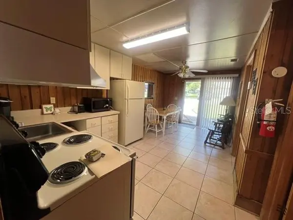10301 US HIGHWAY 27 #182, Clermont, FL 34711