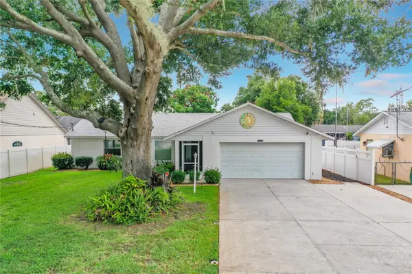 33909 LINDA LN, Leesburg, FL 34788