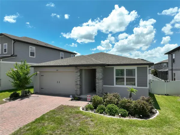 2327 BEAR PEAK RD, Minneola, FL 34715