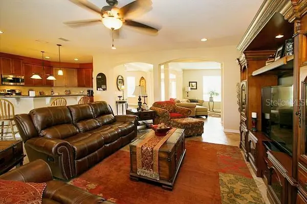 1195 LATTIMORE DR, Clermont, FL 34711