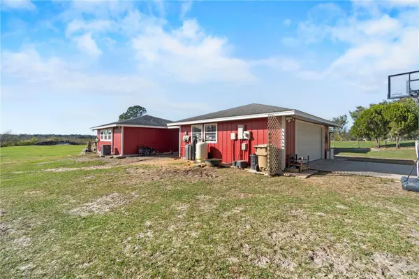 15525 VILLA CITY RD, Groveland, FL 34736