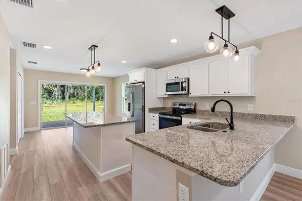 533 E ANDERSON AVE, Bushnell, FL 33513