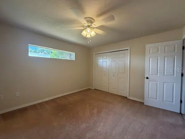33 E ST LOUIS AVE, Eustis, FL 32726