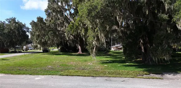 LAKESIDE DR, Yalaha, FL 34797