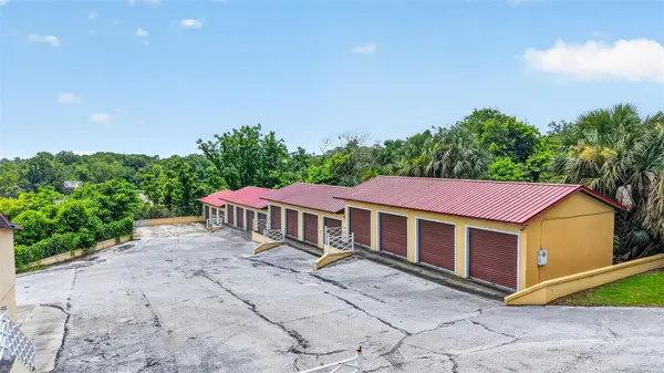 2766 US HIGHWAY 441/27 HWY, Fruitland Park, FL 34731