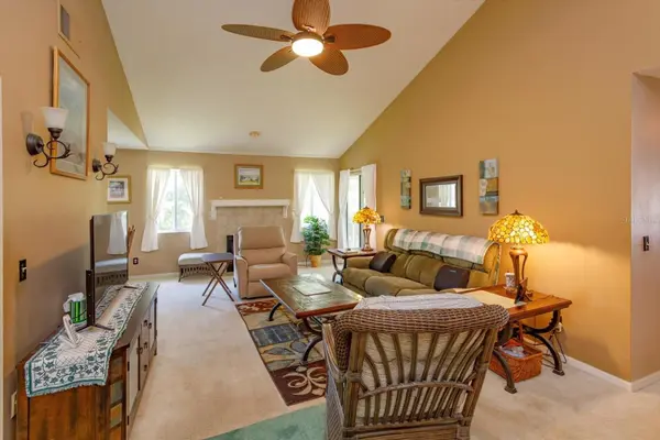 5301 WHITE CLIFF LN #7, Orlando, FL 32812