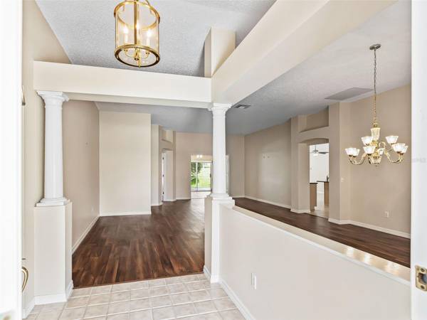 823 SAN SALVADOR DR, The Villages, FL 32159