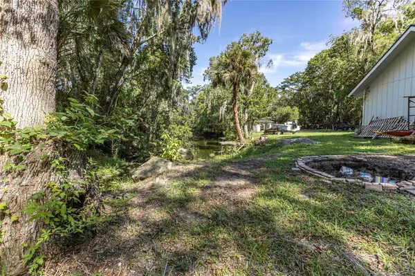 2886 N C 470, Lake Panasoffkee, FL 33538