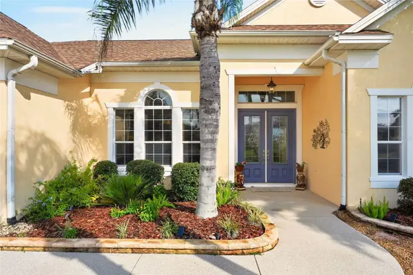 2063 LAKE RIDGE DR, The Villages, FL 32162