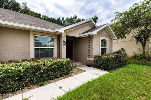 7830 SLOEWOOD DR, Leesburg, FL 34748