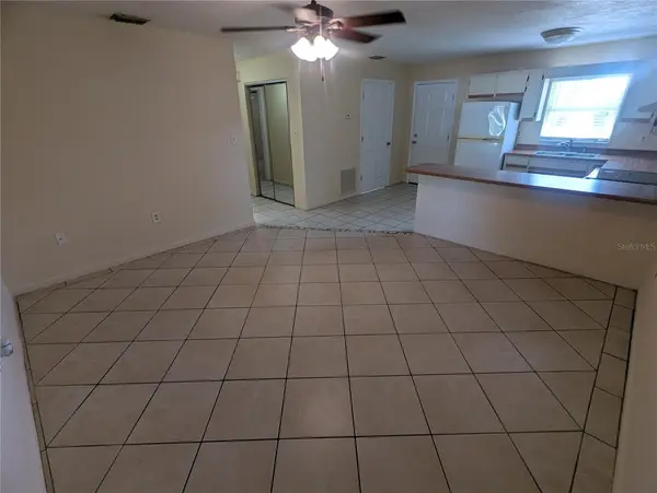 824 N SAINT CLAIR ABRAMS AVE, Tavares, FL 32778