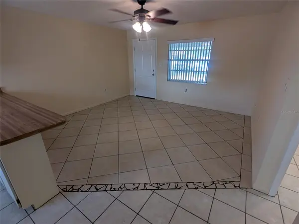 824 N SAINT CLAIR ABRAMS AVE, Tavares, FL 32778