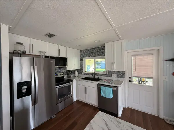 48 S BOBWHITE RD, Wildwood, FL 34785