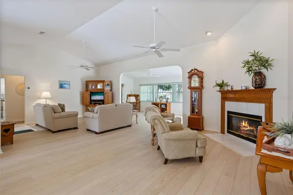 5811 PRINCESS CAROLINE PL, Leesburg, FL 34748