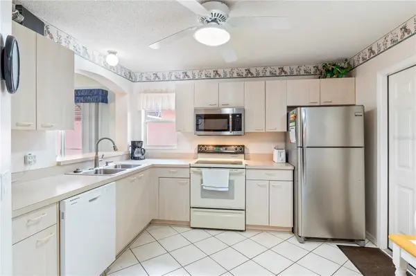 631 ENCONTO ST, The Villages, FL 32159