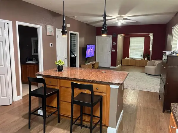 1712 W MAIN ST, Leesburg, FL 34748