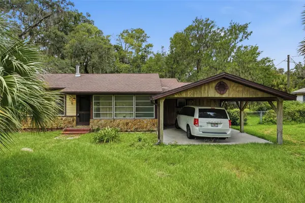 2104 SE LAKE WEIR AVE, Ocala, FL 34471