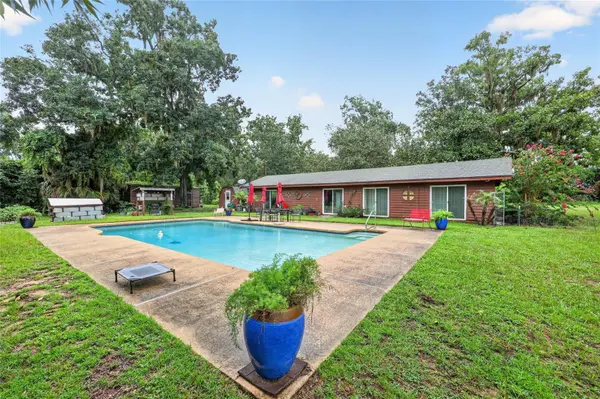 35446 FOURAKER DR, Fruitland Park, FL 34731