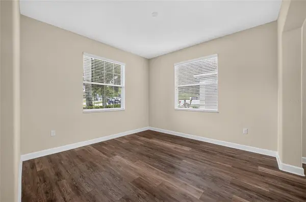 5202 ROYCE DR, Mount Dora, FL 32757