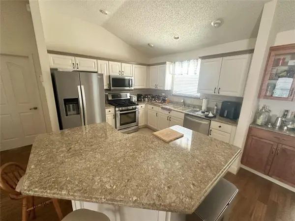 1515 BAYLOR PL, The Villages, FL 32162