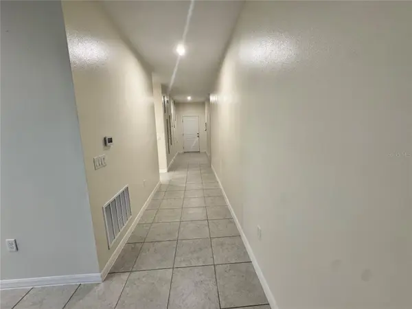34100 CHIPPING SPARROW DR, Leesburg, FL 34788