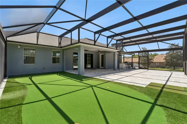 18145 GREAT BLUE HERON DR, Groveland, FL 34736