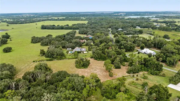 TROTTING HORSE LN, Tavares, FL 32778