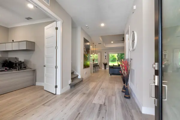 25962 HIGH HAMPTON CIR, Sorrento, FL 32776