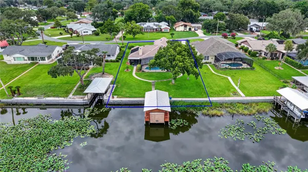 5516 E HARBOR DR, Fruitland Park, FL 34731