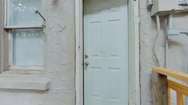 1412 NW 3RD AVE #Upstairs, Gainesville, FL 32603