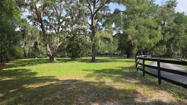 1025 NW 150TH AVE, Ocala, FL 34482