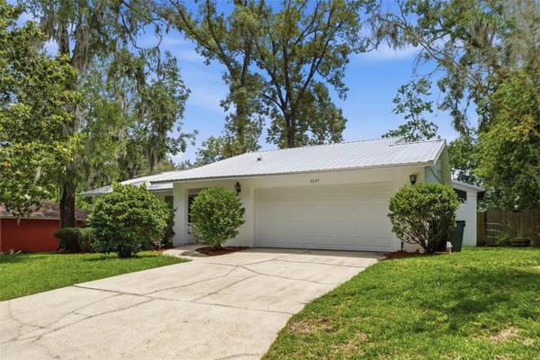 8127 SW 12TH PL, Gainesville, FL 32607
