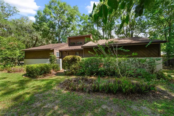 1854 NW 41ST PL, Gainesville, FL 32605