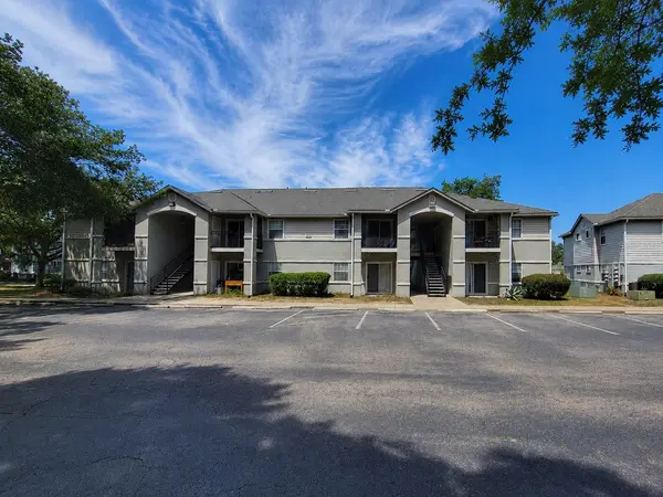 3705 SW 27TH ST #818, Gainesville, FL 32608