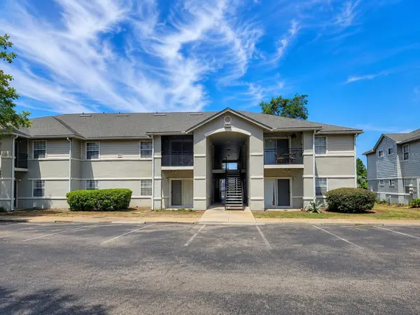 3705 SW 27TH ST #818, Gainesville, FL 32608