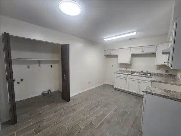 5817 NW 23 TER #2, Gainesville, FL 32653