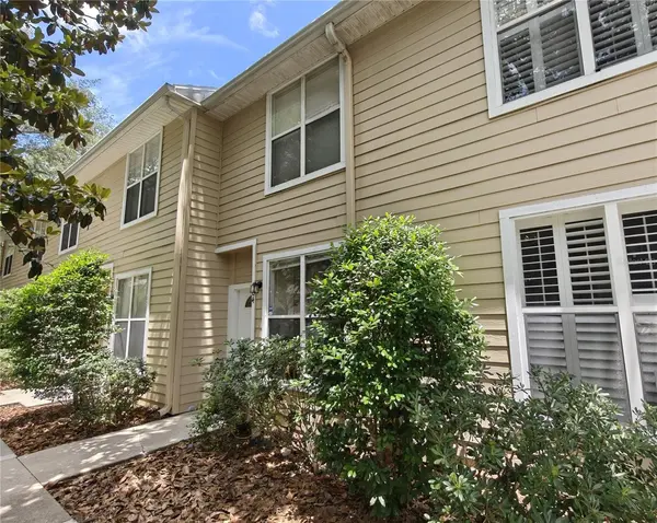 3521 SW 30TH WAY #104, Gainesville, FL 32608